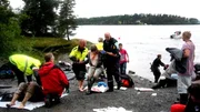 Versorgung der Opfer des Anschlags von Anders Breivik auf der norwegischen Insel Utøya. Versorgung der Opfer des Anschlags von Anders Breivik auf der norwegischen Insel Utøya.
