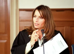 Die ambitionierte Rechtsanw&auml;ltin Judith Wagner (Christina Plate) kommt finsteren Machenschaften ihres Mandanten auf die Spur.