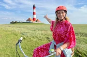 Der bekannteste Leuchtturm Deutschland: Tamina auf dem Weg nach Westerheversand. Der bekannteste Leuchtturm Deutschland: Tamina auf dem Weg nach Westerheversand.