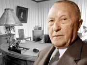WDR Fernsehen WDR DOK, "Konrad Adenauer - Kanzler der jungen Republik", Film von Lothar Schr&ouml;der, am Freitag (16.05.14) um 23:55 Uhr. Konrad Adenauer (geb. 1876, K&ouml;ln) setzte sich als K&ouml;lner Oberb&uuml;rgermeister gegen&uuml;ber dem zentralistischen Preussen f&uuml;r eine St&auml;rkung des Westens ein und gab als Bundeskanzler mit seinem Leitsatz der Westintegration die politische Richtung f&uuml;r die neu geschaffene Bundesrepublik vor. - Konrad Adenauer und sein Arbeitszimmer.