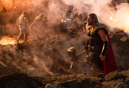 Thor (Chris Hemsworth)