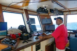Etika &bdquo;Edgar&ldquo; Twkuafu &uuml;berwacht die Korallenriffe im Flachwasser sowie die Walvorkommen vor Tonga.