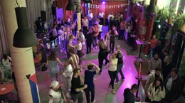Auch beim Salsa tanzen ist das Thema Schwei&szlig; kein Unbekanntes.