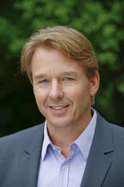 Serge Falck (Georg Grabner). Serge Falck (Georg Grabner).