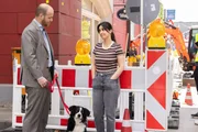 Esma (Özge Delioglan) verbirgt vor Tobias (Patrick Müller) tapfer, dass die Trennung sie noch immer schmerzt. Esma (Özge Delioglan) verbirgt vor Tobias (Patrick Müller) tapfer, dass die Trennung sie noch immer schmerzt.