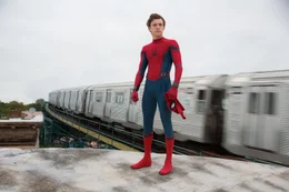Tom Holland (Peter Parker / Spider-Man).