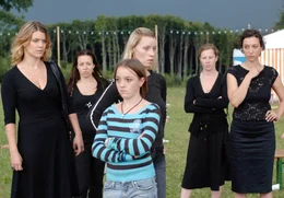 Kathrin Resetarits, Nina Proll, Ina Strnad, Gabriela Heged&uuml;s, Birgit Minichmayr, Ursula Strauss.