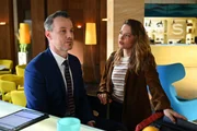 Kilian (Marc Dumitru) glaubt, dass er beides haben kann: Liebe und Macht. Rechts Nathalie (Amrei Haardt) Kilian (Marc Dumitru) glaubt, dass er beides haben kann: Liebe und Macht. Rechts Nathalie (Amrei Haardt)