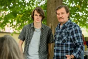 L-R: Jakob (Enzo Gaier), Edi (Harald Windisch).