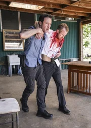 Steve McGarrett (Alex O'Loughlin, l.); Danny Williams (Scott Caan, r.) Steve McGarrett (Alex O'Loughlin, l.); Danny Williams (Scott Caan, r.)