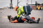 Simon Leprieur (Panayotis Pascot, li.) verteidigt den Namen seines Vaters. Simon Leprieur (Panayotis Pascot, li.) verteidigt den Namen seines Vaters.