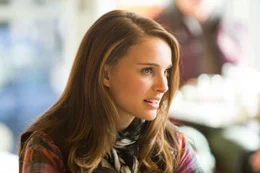 Die Forscherin Jane Foster (Natalie Portman) beobachtet seit Jahren spektakul&auml;re Naturerscheinungen. Eines dieser Ereignisse wird ihr Leben erheblich ver&auml;ndern ...