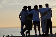 Fünf Jungs ohne Eltern in Nizza - das Abenteuer beginnt! Fünf Jungs ohne Eltern in Nizza - das Abenteuer beginnt!