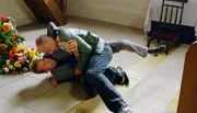 Bei der Beerdigung des Vaters bricht der Konflikt zwischen Karl (Christian Koerner) und Peter Rossbauer (Tillbert Strahl-Schaefer) offen aus. Vor lauter Zorn ist von Ehrfurcht vor der Kirche nichts mehr geblieben, die Br&uuml;der gehen einander an den Kragen.