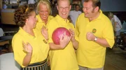 Das Trispa-Bowling-Team tritt mit ihrem Chef Schumann zur Revanche gegen das Team vom Crownmarkt an.