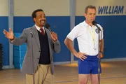 Mr. Glascott (Tim Meadows, l.); Rick Mellor (Bryan Callen, r.)