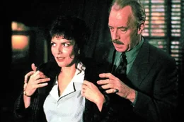 Polly Chalmers (Bonnie Bedelia) und Leland Gaunt (Max von Sydow)