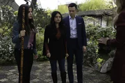 Maggie Vera (Sarah Jeffery); Mel Vera (Melonie Diaz); Harry Greenwood (Rupert Evans) Maggie Vera (Sarah Jeffery); Mel Vera (Melonie Diaz); Harry Greenwood (Rupert Evans)