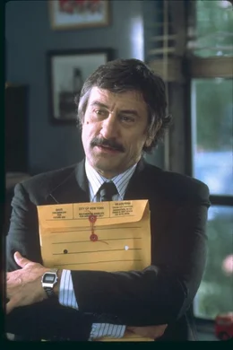 Moe Tilden (Robert De Niro)