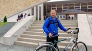 Harry Prünster vor dem Arachonkeller in Horitschon. Harry Prünster vor dem Arachonkeller in Horitschon.