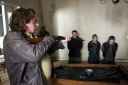 Von links: Rolf Poller (Armin Rohde, vorn), Nico Sauer (Maik Rogge), Lisa (Janina Schauer) und Robin Sauer (Vincent Krüger). Von links: Rolf Poller (Armin Rohde, vorn), Nico Sauer (Maik Rogge), Lisa (Janina Schauer) und Robin Sauer (Vincent Krüger).