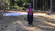 Martina Esch, die erste Gleitschirmfliegerin der Pfalz Martina Esch, die erste Gleitschirmfliegerin der Pfalz