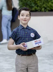 Sheldon Cooper (Iain Armitage) Sheldon Cooper (Iain Armitage)