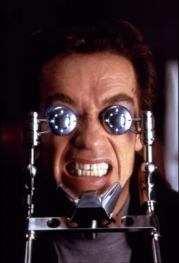 Adam Gibson (Arnold Schwarzenegger)