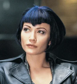 Talia Elsworth (Sarah Wynter)