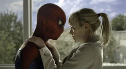 Wahre Liebe kann nichts und niemanden ersch&uuml;ttern: Spiderman (Andrew Garfield, l.) und seine Gwen (Emma Stone, r.) ...