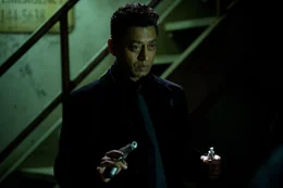 Niemand ahnt, dass Rajit (Irrfan Khan) ein schreckliches Geheimnis h&uuml;tet ...