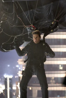Ein gr&ouml;&szlig;enwahnsinniger Waffenh&auml;ndler macht Agent Ethan Hunt (Tom Cruise) das Leben schwer ...