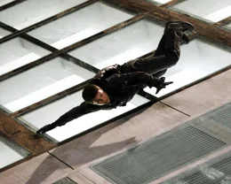 Muss Kopf und Kragen riskieren, um seine Verlobte retten zu k&ouml;nnen: Ethan Hunt (Tom Cruise) ...