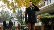 Sein neuester Fall betrifft ihn auch persönlich: Holmes (Jonny Lee Miller) ... Sein neuester Fall betrifft ihn auch persönlich: Holmes (Jonny Lee Miller) ...