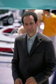 Tony Shalhoub (Adrian Monk).