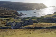 Verlassene Siedlung in Irland: Wer sich im Bauernhandwerk nicht anpasst, geht unter. Verlassene Siedlung in Irland: Wer sich im Bauernhandwerk nicht anpasst, geht unter.
