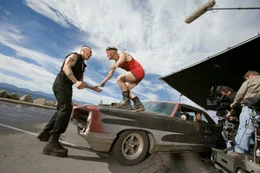 Making of, Stuntaufnahme. V.l.: Jeeves (Kevin Durand), Lester (Maury Sterling) und Darwin (Chris Pine).