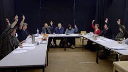 Am Ende einer anstrengenden Pr&uuml;fungszeit stimmt die Kommission ab: Jan Konieczny, Stefan Wiefel, Stephan Hintze, Onno Grohmann, Helga Melzer, Nora Somaini, Titus Georgi und Christian Ebert.