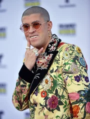 Bad Bunny bei den Latin American Music Awards 2017 in Los Angeles, Kalifornien Bad Bunny bei den Latin American Music Awards 2017 in Los Angeles, Kalifornien