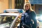 Lena Bottlender im Innenhof der Polizeiinspektion Mainz 1. Lena Bottlender im Innenhof der Polizeiinspektion Mainz 1.