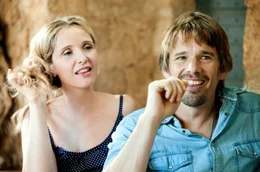 Celine (Julie Delpy, l.) und Jesse (Ethan Hawke, r.).