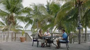 Joe und Vicky lebten ihren Traumjob und tourten f&uuml;r mehrere Jahre mit der Rockband "The Allmann Brothers" durch die Welt. Zur&uuml;ck in Atlanta wollen sie auf die Bahamas ziehen, um sich dort von der aufregenden Zeit zu erholen. Vor allem Joe schwelgt in Erinnerungen an seinen Gro&szlig;vater, mit dem er auf den Abaco Inseln seine Ferien als Kind verbrachte.