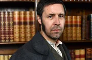 Mr Whicher (Paddy Considine) Mr Whicher (Paddy Considine)