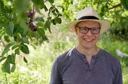 Ralf Geyers Natur- und Teichgarten ist ein idyllischer Lebensraum f&uuml;r Menschen, V&ouml;gel und Insekten.