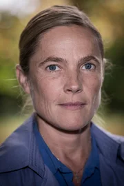 Christine Rossbauer (Karoline Eichhorn).
