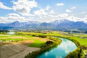 Das K&auml;rntner Rosental ist gleicherma&szlig;en gepr&auml;gt von Drau und Karawanken