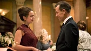 SENDER: ARD - SENDETITEL: Der Amsterdam Krimi - Tod in der Prinzengracht - UNTERTITEL: - CAPTION: ARD Degeto DER AMSTERDAM KRIMI - TOD IN DER PRINZENGRACHT, Katja Wolf (Alice Dwyer) hat es in den Nahbereich von Mafiaboss Koning (Raymond Thiry) geschafft.