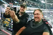 Markus ist von der unheilbaren Muskelerkrankung SMA betroffen. Markus ist von der unheilbaren Muskelerkrankung SMA betroffen.