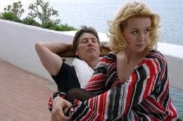 Tobias Moretti (Martin) Petra Morz&eacute; (Linda).