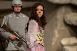 Lucy Gray Baird (Rachel Zegler)